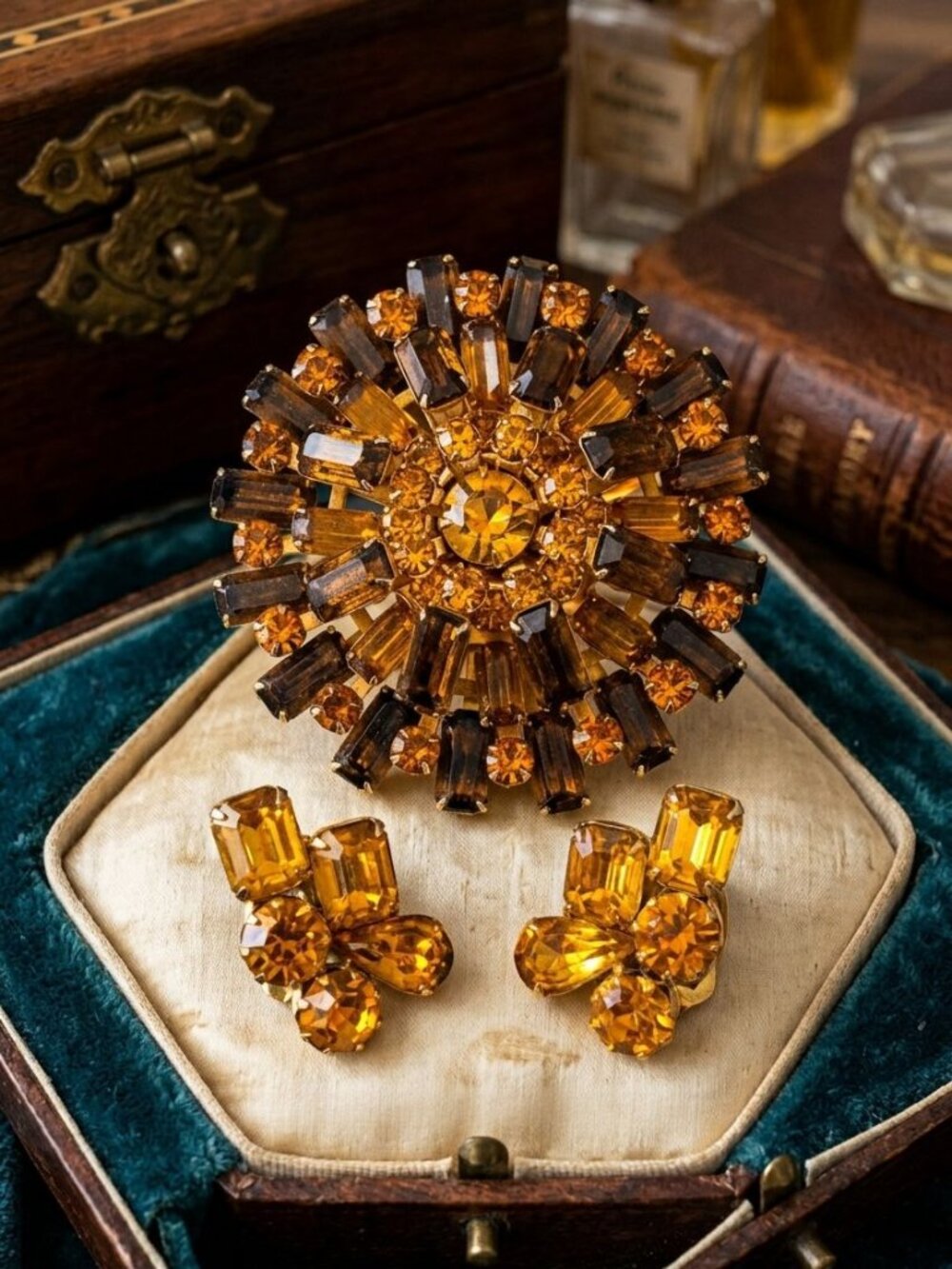 Amber and Smoky Crystal Parure 1950s Brooch & Clip On Earrings Set